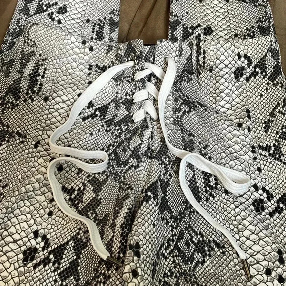 David Lerner Parker lace up leggings - Picture 4 of 7